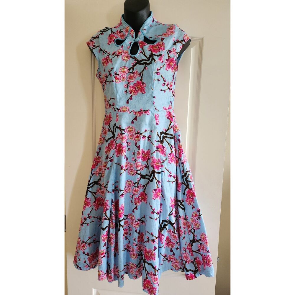 Banned Asian Inspired Light Blue Pink Floral Print Sleeveless Keyhole Dress Sz S